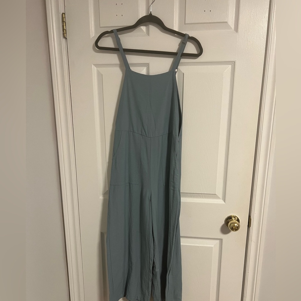 Classy linen blend jumpsuit